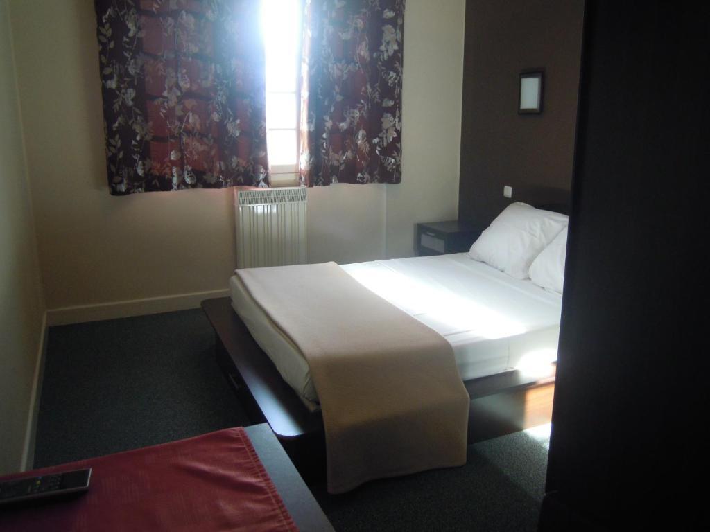 Hotel Cuulong Labarthe-Inard Стая снимка